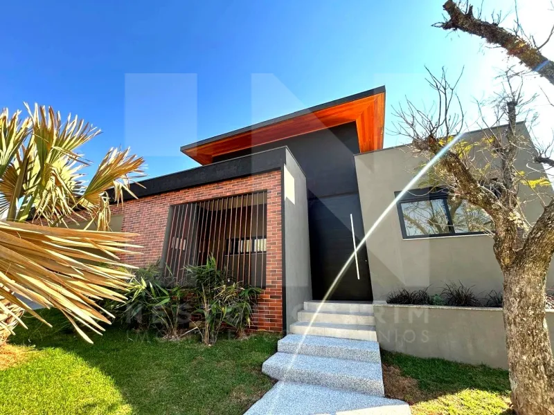 CASA MODERNA À VENDA NO CONDOMÍNIO CAMPOS DE SANTO ANTÔNIO 2, EM ITU SP