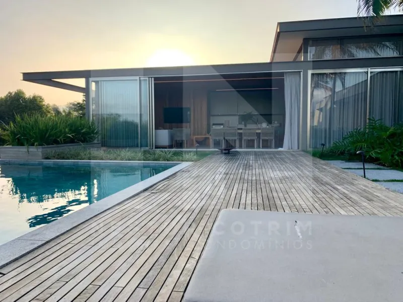 CASA NA REGIÃO DO GOLFE NO CONDOMÍNIO TERRAS DE SÃO JOSÉ 1, EM ITU SP
