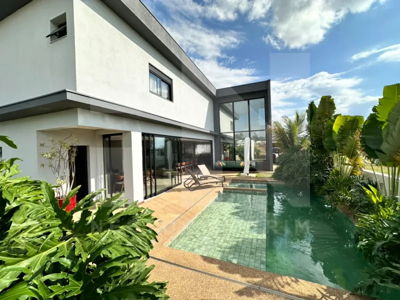 CASA À VENDA NO CONDOMÍNIO VILLAS DO GOLFE EM ITU SP