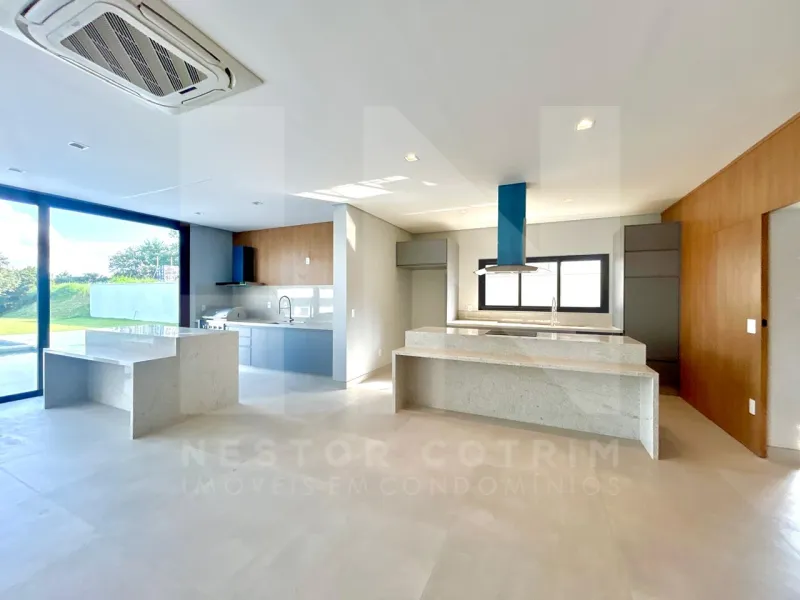 CASA IMPONENTE NO CONDOMÍNIO CAMPOS DE SANTO ANTÔNIO 2, EM ITU SP