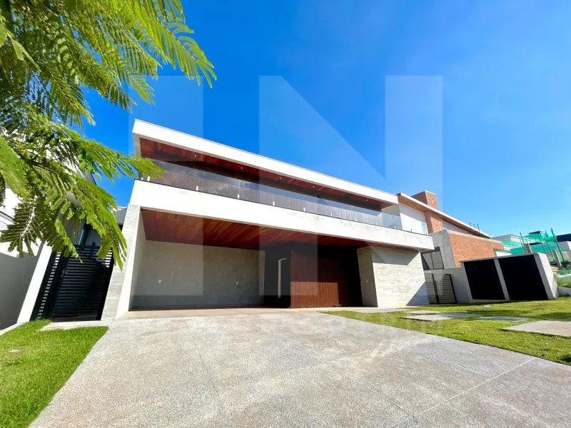 CASA IMPONENTE NO CONDOMÍNIO CAMPOS DE SANTO ANTÔNIO 2, EM ITU SP