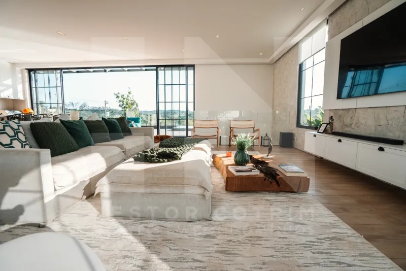 CASA MODERNA À VENDA NO CONDOMÍNIO VILLAS DO GOLFE, EM ITU SP