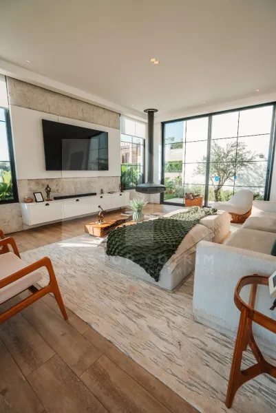CASA MODERNA À VENDA NO CONDOMÍNIO VILLAS DO GOLFE, EM ITU SP