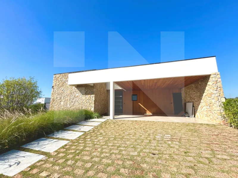 CASA NOVA À VENDA NO CONDOMÍNIO VILLAS DO GOLFE, EM ITU SP