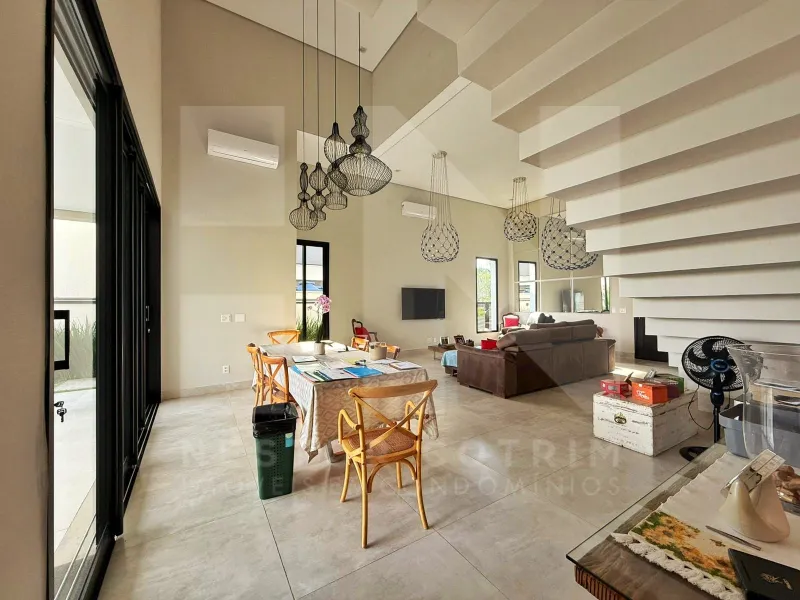 EXCELENTE CASA À VENDA NO CONDOMÍNIO VILLAS DO GOLFE, EM ITU SP
