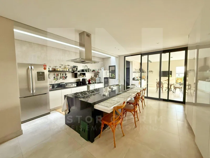 EXCELENTE CASA À VENDA NO CONDOMÍNIO VILLAS DO GOLFE, EM ITU SP